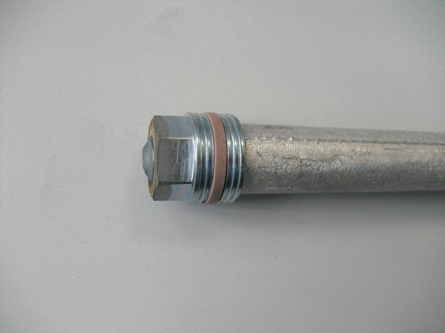 Магниевый анод G1" D26x625 мм 87185713490